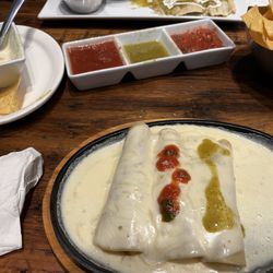 Del Rey - Seafood enchiladas (I added the sauces)