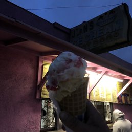 Exterior photo of Jean's Ice Cream - Los Angeles, California Exterior photo of Jean's Ice Cream - Los Angeles, California