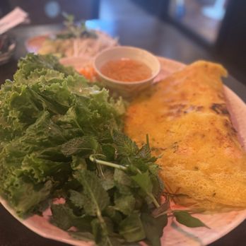 Thien Huong Restaurant - Vietnamese Near Me - Los Angeles, California