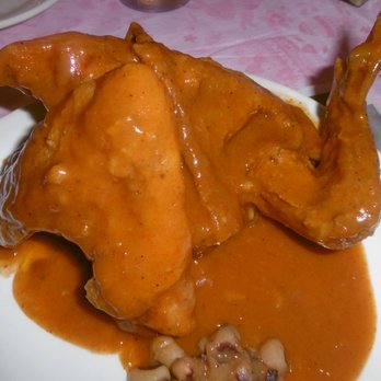 Corinne's Place - Tasty smothered chicken - Soul Food Near Me - Camden, New Jersey Corinne's Place - Tasty smothered chicken - Soul Food Near Me - Camden, New Jersey