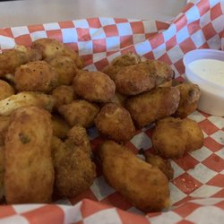 Red Brick Bar and Grill - Garlic Cheese curds!!!