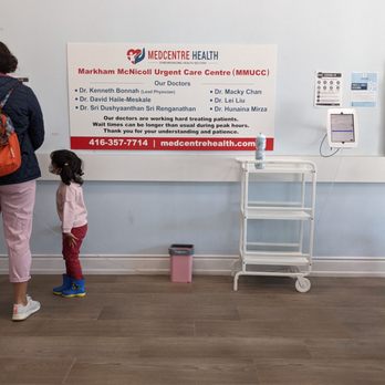 MEDCENTRE Health - Medical staff and a disclaimer about waiting times - Urgent Care Near Me - Toronto, Ontario MEDCENTRE Health - Medical staff and a disclaimer about waiting times - Urgent Care Near Me - Toronto, Ontario