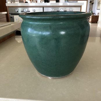 Charles Nii Nursery - My "new" pot! - Nurseries & Gardening Near Me - Honolulu, Hawaii