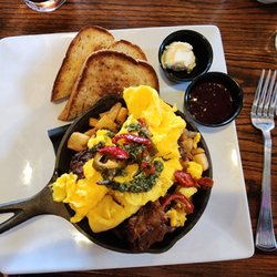 Cozy's Cottage - Short Rib Skillet - Incredible!