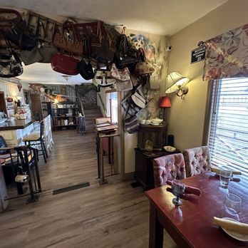 Cast Iron on 17th - Steakhouses Near Me - Ammon, Idaho Cast Iron on 17th - Steakhouses Near Me - Ammon, Idaho