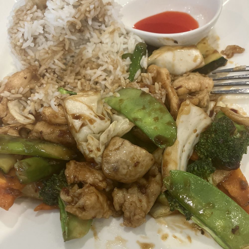 Rice Express - Mixed vegetable chicken and steamed rice - Chinese Near Me - Folsom, California Rice Express - Mixed vegetable chicken and steamed rice - Chinese Near Me - Folsom, California