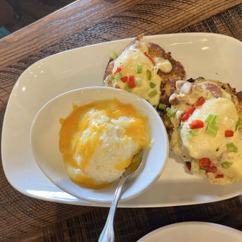 Another Broken Egg Cafe - Breakfast & Brunch Near Me - Destin, Florida