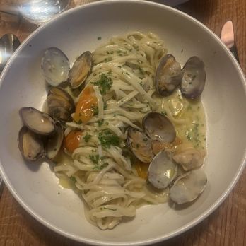 By The Sea - Linguine and Clams - Mediterranean Near Me - Coronado, California By The Sea - Linguine and Clams - Mediterranean Near Me - Coronado, California
