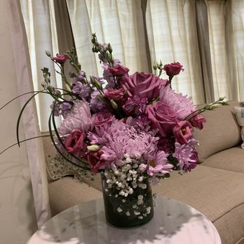 Lucy's Flowers and Gifts - Florists Near Me - Burbank, Illinois Lucy's Flowers and Gifts - Florists Near Me - Burbank, Illinois
