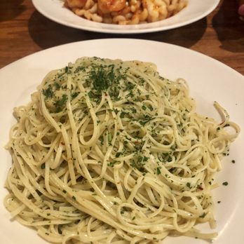 Basta Pasta Trattoria - Pasta Aglio Olio - Italian Near Me - Cambridge, Massachusetts
