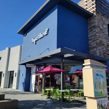 Yogurtland - Storefront with tables outside - Ice Cream & Frozen Yogurt Near Me - Petaluma, California Yogurtland - Storefront with tables outside - Ice Cream & Frozen Yogurt Near Me - Petaluma, California