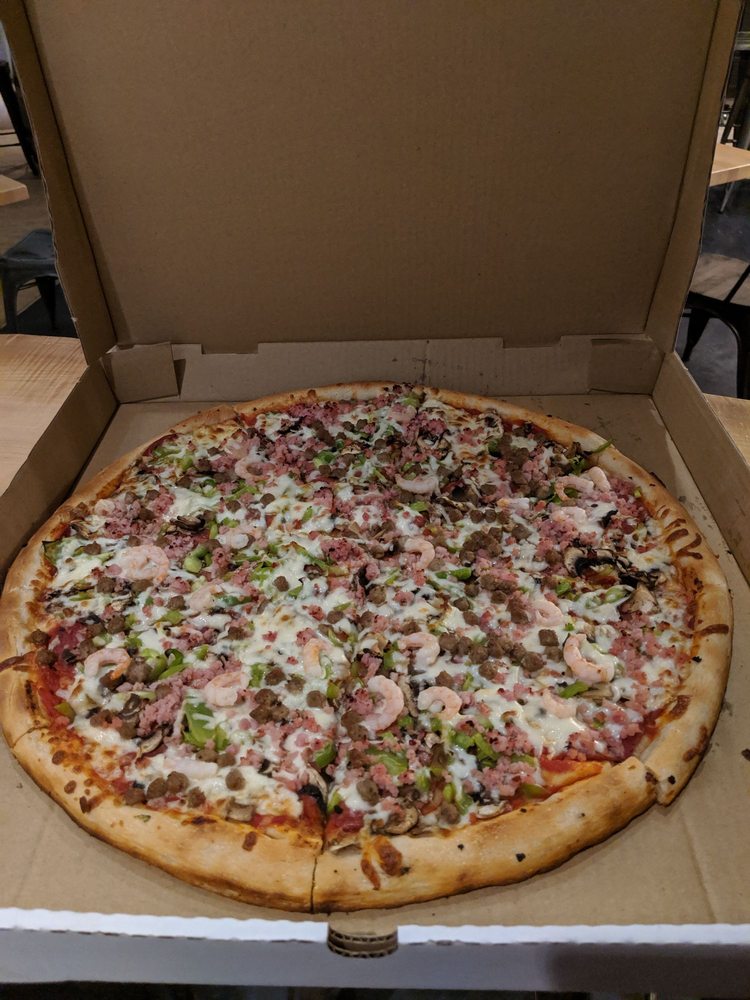 Mambo Gourmet Pizza Logo