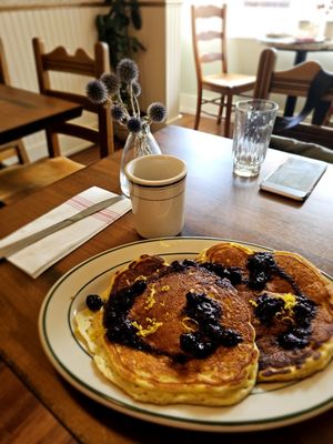 Day June Luncheonette by null