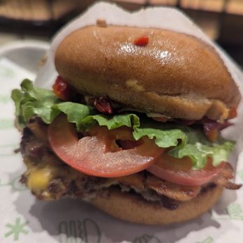 Shake Shack Bloomingdale - SmokeShack on gluten free bun - Burgers Near Me - Bloomingdale, Illinois Shake Shack Bloomingdale - SmokeShack on gluten free bun - Burgers Near Me - Bloomingdale, Illinois