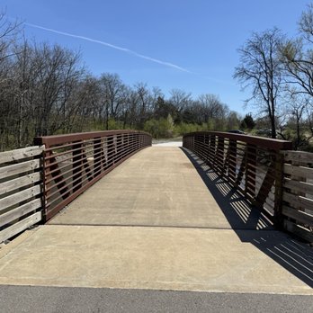 Southridge Trailhead - Parks Near Me - Murfreesboro, Tennessee