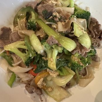 Thai Table - Drunken noodles - Thai Near Me - Wichita, Kansas