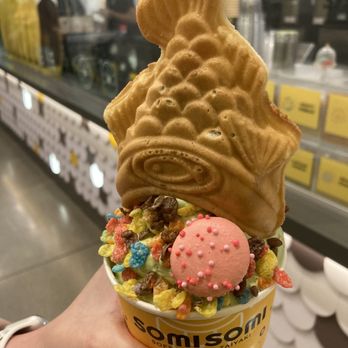 Somisomi - Our Ahboong with toppings! - Ice Cream & Frozen Yogurt Near Me - Pleasanton, California Somisomi - Our Ahboong with toppings! - Ice Cream & Frozen Yogurt Near Me - Pleasanton, California