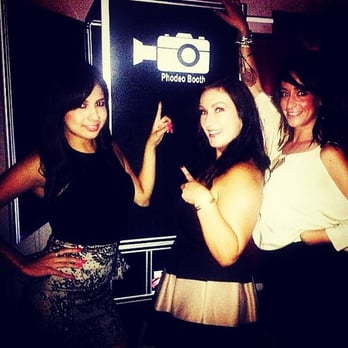 Phodeo Booth - Agree to take a photo with us at your event for an unlimited print upgrade! - Photo Booth Rentals Near Me