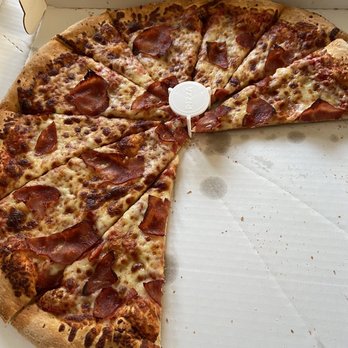 Vocelli Pizza - La Plata - Who the hell cut this? - Pizza Near Me - La Plata, Maryland Vocelli Pizza - La Plata - Who the hell cut this? - Pizza Near Me - La Plata, Maryland