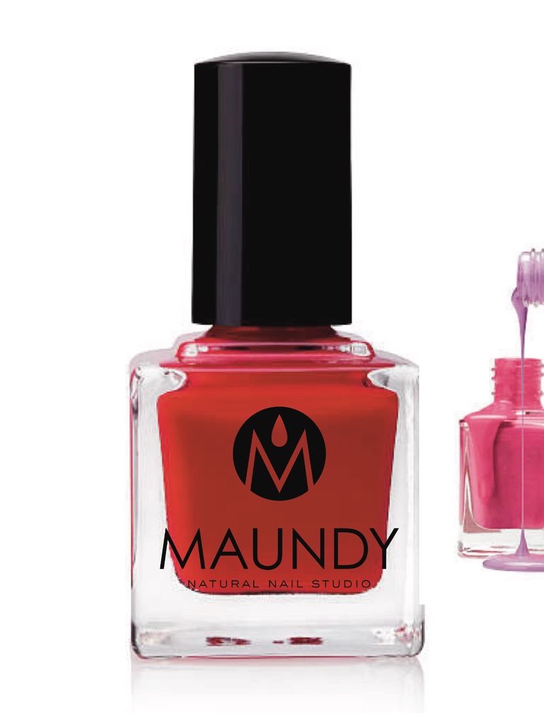 Maundy Nail Studio Logo