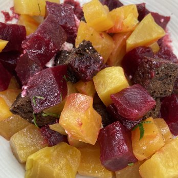 Grant Park Bistro - Roasted Beet Salad - New American Near Me - Chicago, Illinois