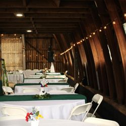 The View at Whispering Pines - Reception tables at The View at Whispering Pines