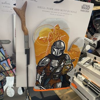 Amy's Hallmark Shop - Star Wars grilling utensils - Cards & Stationery Near Me - Irving, Texas