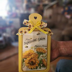 Creative Hands - Sunflower cutting board