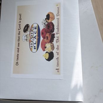 D&D's Place - Donuts Near Me - Chicago, Illinois