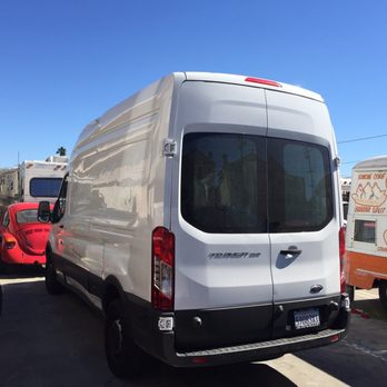 Sunrise Rv Repair - Can't really see it but the top passenger side corner was caved in - RV Repair Near Me - Hawthorne, California Sunrise Rv Repair - Can't really see it but the top passenger side corner was caved in - RV Repair Near Me - Hawthorne, California