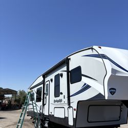 Midas Touch Auto Detailing - Mobile RV/Trailer Exterior Detail