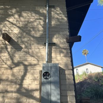 Triple Play Electric - 200 amp service upgrade - Electricians Near Me Triple Play Electric - 200 amp service upgrade - Electricians Near Me