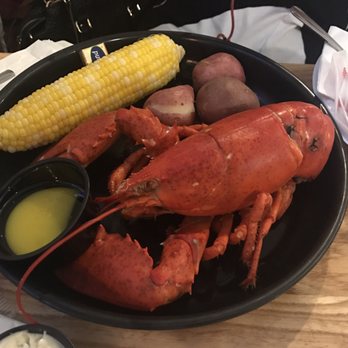 Anthony's Seafood - 1 1/4lb lobster - Seafood Near Me - Middletown, Rhode Island