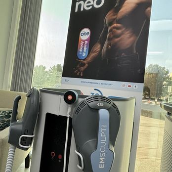 Lux Medical Spa - Emsculpt machine - Weight Loss Centers Near Me - Irvine, California Lux Medical Spa - Emsculpt machine - Weight Loss Centers Near Me - Irvine, California
