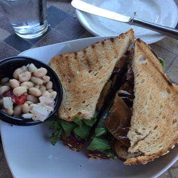 Republica - Urban Farm Deliciousness - Gastropubs Near Me - Berkley, Michigan