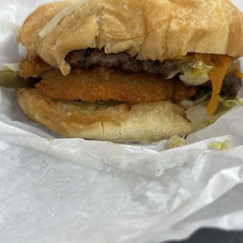 Milt's Stop & Eat - Cowboy Cowboy-Jalapeno Cheeseburger - Fast Food Near Me - Moab, Utah
