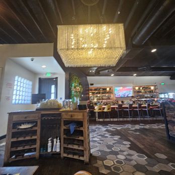Kin Long Beach - Thai Near Me - Long Beach, California Kin Long Beach - Thai Near Me - Long Beach, California