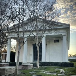 Anaheim Cemetery - the first community mausoleum on the west coast