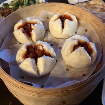 Xin Ding Dumpling House - BBQ Steamed Buns - Dim Sum Near Me - Portland, Oregon