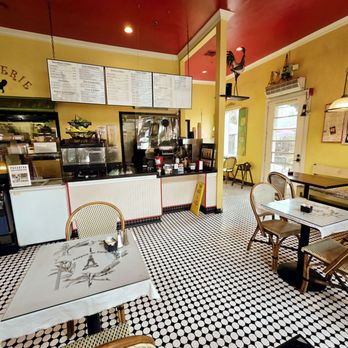Crepes de Paris - Breakfast & Brunch Near Me - Pasadena, California Crepes de Paris - Breakfast & Brunch Near Me - Pasadena, California