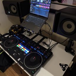 KRK Rokit 7 with DDJ-Rev 5