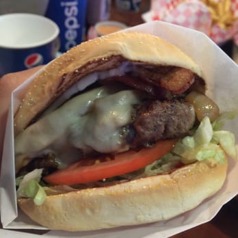 Burger Claim - Sriracha burger. Yummmmmers - Burgers Near Me - Centralia, Washington