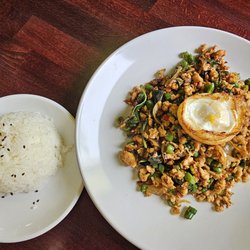 Thai Good Eats - Thai Basil Chicken