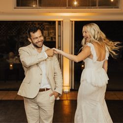 Arthur Murray Dance Studio - Wedding First Dance - Spin