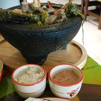 El Mariachi - Hot bowl with rice and beans - International Grocery Near Me - Edmonton, Alberta El Mariachi - Hot bowl with rice and beans - International Grocery Near Me - Edmonton, Alberta