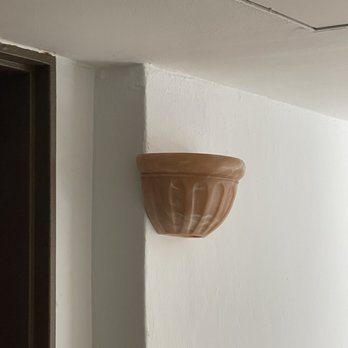 Marriott Cancun Resort - Poorly installed light fixtures, sometimes dripping with mystery liquid - Hotels Near Me - Cancún, ROO
