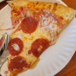 Carmelo's - pepperoni pizza