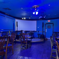 4 Brothers Breakfast - Jazz dining room
