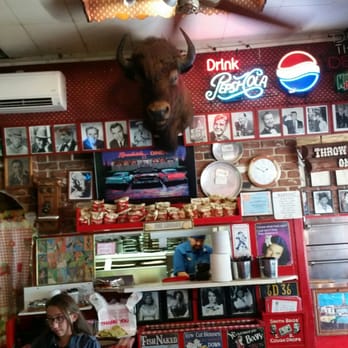 Original Antonio's - Looks cool inside. - Pizza Near Me - Avalon, California Original Antonio's - Looks cool inside. - Pizza Near Me - Avalon, California