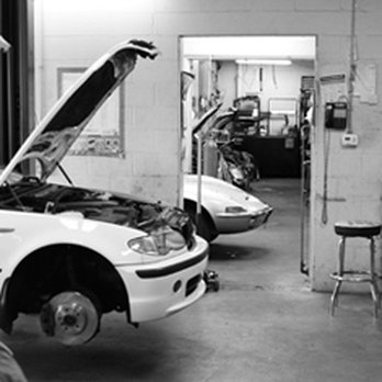 Arie Nol Auto Center - Our bays - Auto Repair Near Me - Kentwood, Michigan Arie Nol Auto Center - Our bays - Auto Repair Near Me - Kentwood, Michigan